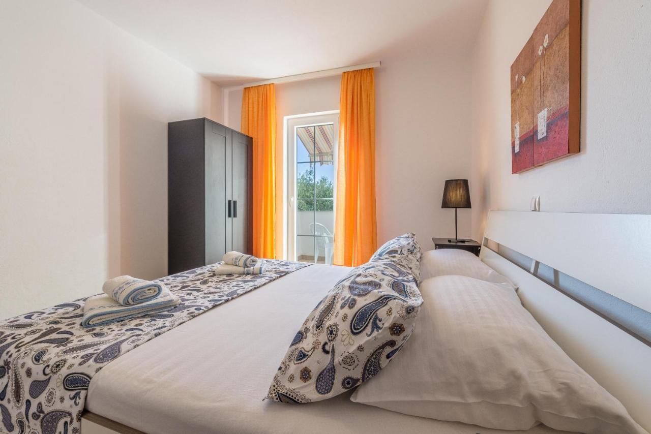 Apartments Navalia Novalja Dış mekan fotoğraf